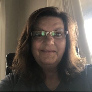 Meet your Posher, Vickie